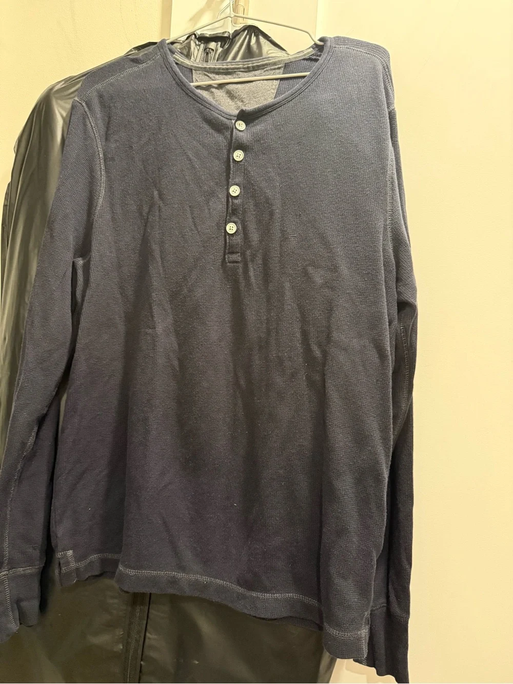 Men's Long-Sleeve Banana Republic Navy Henley Shirt, Size L